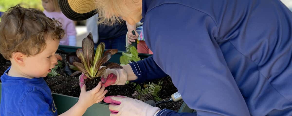 Garden Club Volunteers at CLC