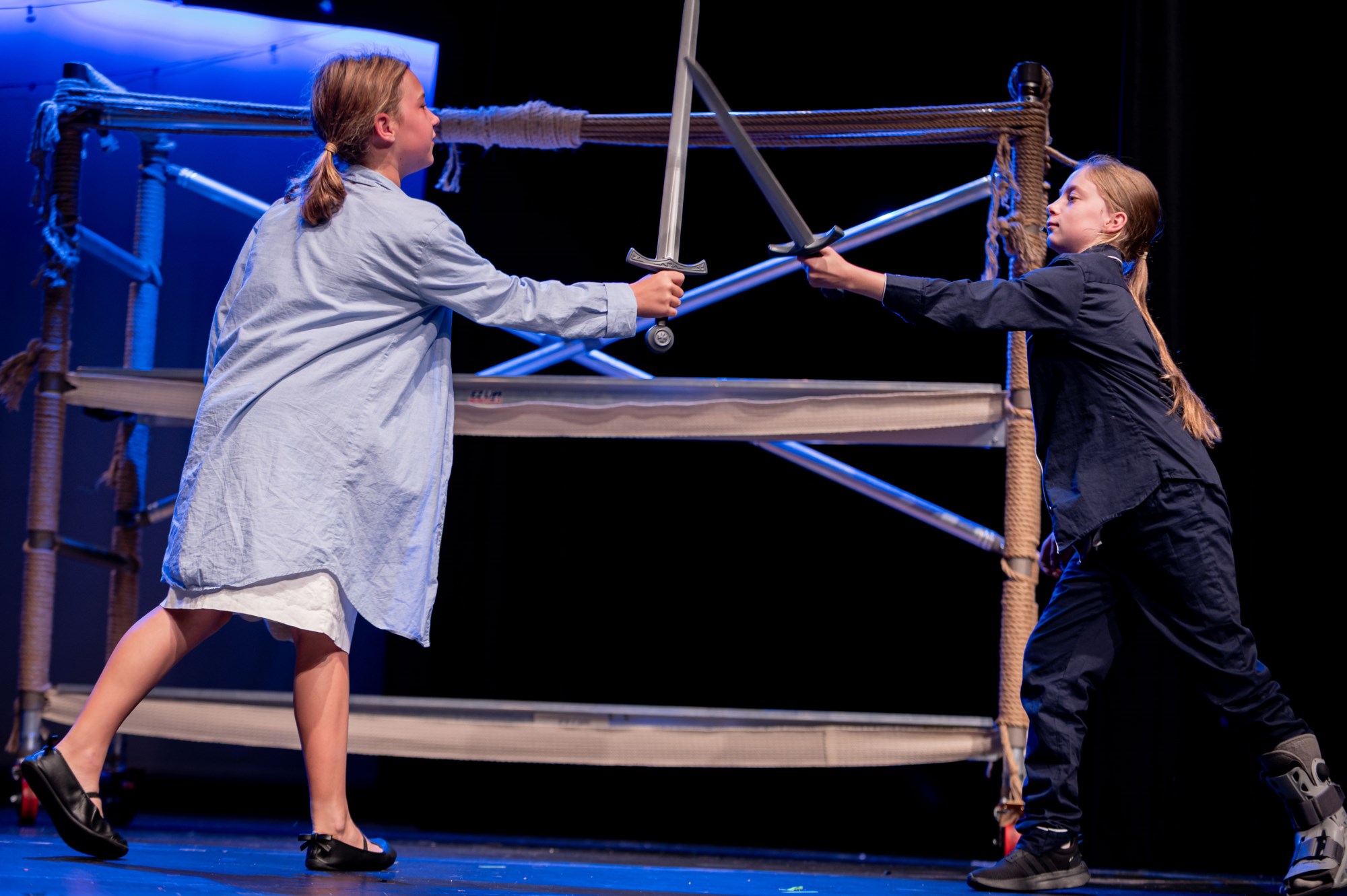 actors stage fighting